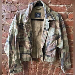 Abercrombie & Fitch Green Camouflage Jacket